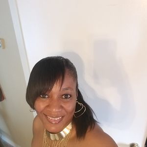 Meet your Posher, Alicia